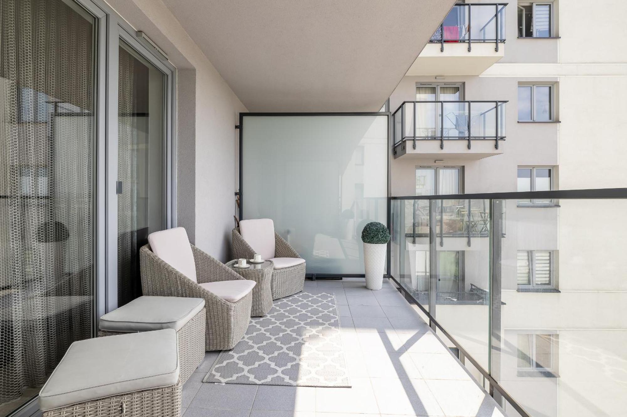 Cracow Pradnik Spacious & Family Apartment With 3 Bedroom By Renters Prestige Krakow Exterior photo
